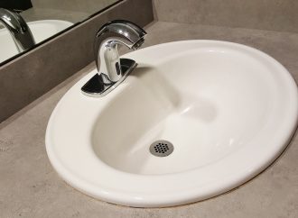 Odkryj nowoczesne trendy: Blat do umywalki nablatowej – Doskonałe połączenie funkcjonalności i stylu